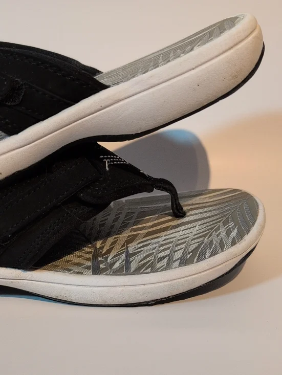 Flip Flops - Picture 6 of 8